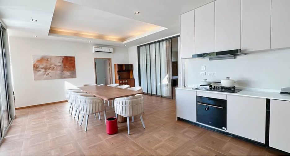 For rent 5 bedrooms villa in Thalang, Phuket