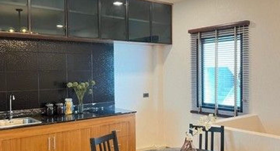 For rent 1 bed office in Lat Phrao, Bangkok