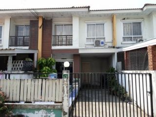For sale 1 bed townhouse in Tha Takiap, Chachoengsao