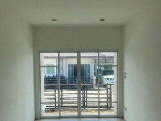 Haus zum Kauf mit 1 Zimmer in Tha Takiap, Chachoengsao