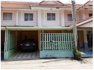 出售 1 卧室 联排别墅 在 Tha Takiap, Chachoengsao