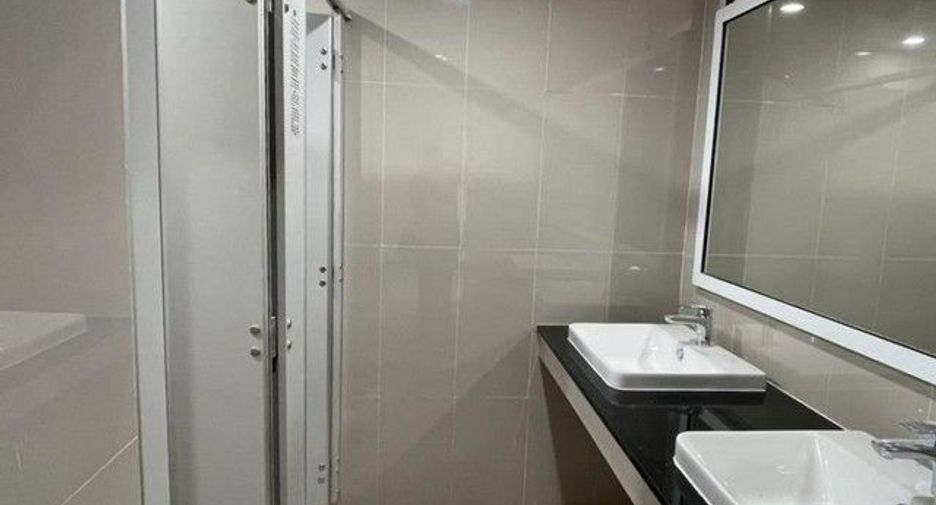 For rent 1 bed office in Bang Rak, Bangkok
