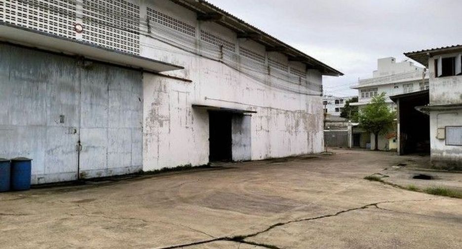 Lagerhaus zum Kauf mit 1 Zimmer in Bang Phli, Samut Prakan