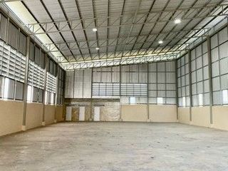 For rent 1 bed warehouse in Bang Khun Thian, Bangkok