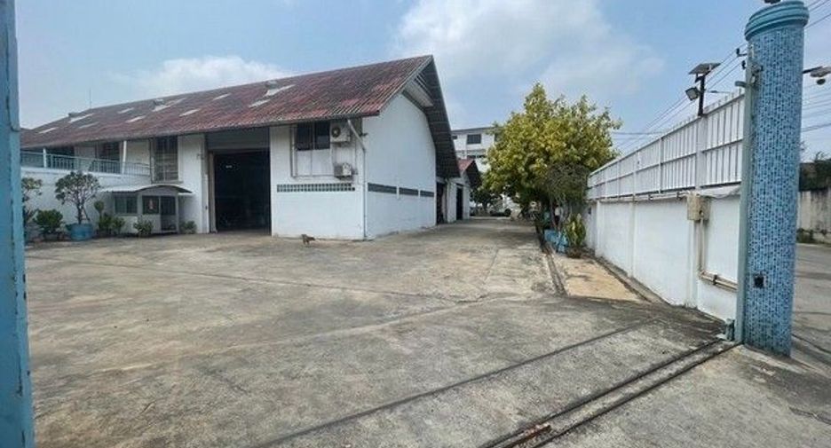 For sale 1 Beds warehouse in Nong Khaem, Bangkok