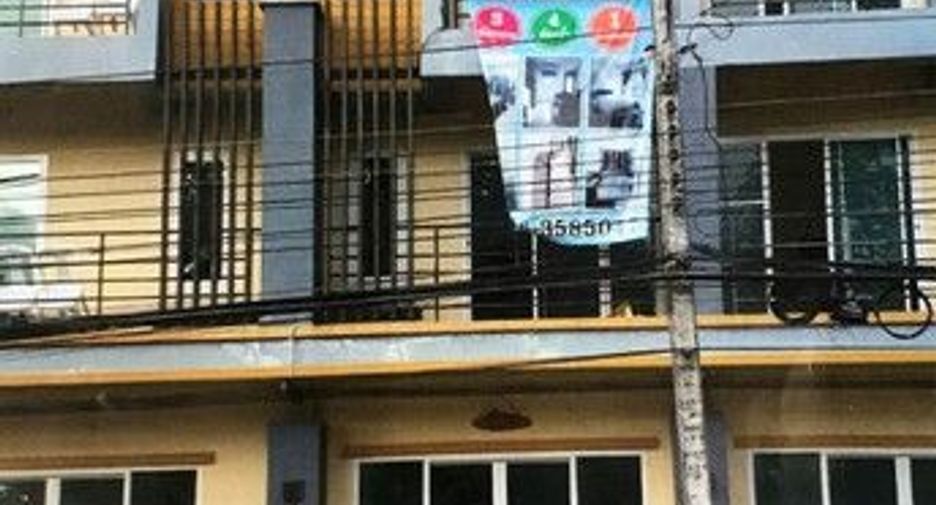 For sale 1 bed retail Space in Mueang Trat, Trat