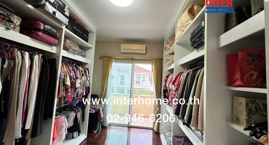 Haus zum Kauf mit 4 Zimmer in Mueang Samut Sakhon, Samut Sakhon