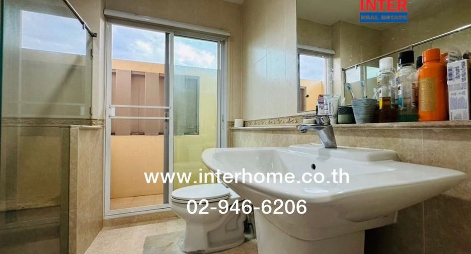 Haus zum Kauf mit 4 Zimmer in Mueang Samut Sakhon, Samut Sakhon
