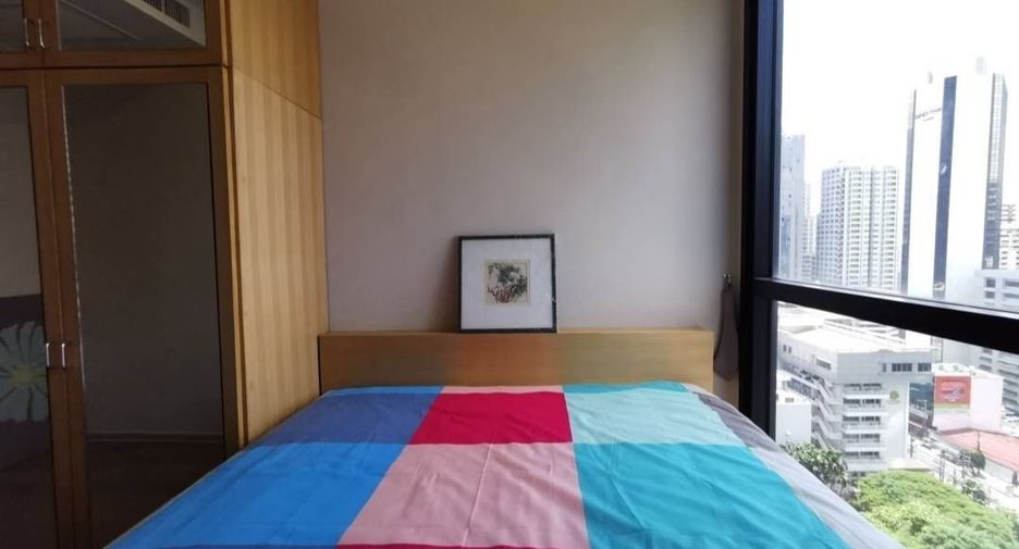For rent 2 bedrooms condo in Khlong Toei, Bangkok