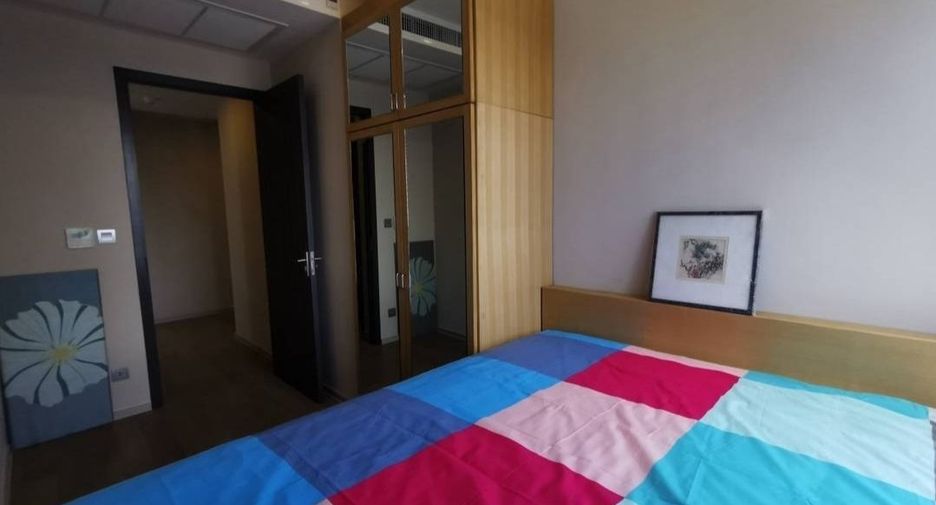 For rent 2 bedrooms condo in Khlong Toei, Bangkok