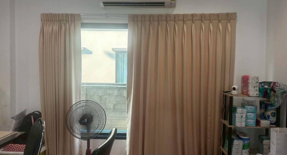For sale 4 bedrooms house in Sai Mai, Bangkok