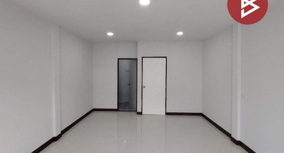 For sale 2 bedrooms townhouse in Sai Noi, Nonthaburi