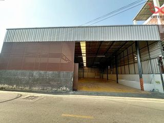 Almacén en venta de 3 habitaciones en Mueang Nonthaburi, Nonthaburi