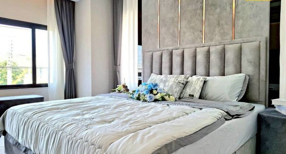 Villa zum Kauf mit 4 Zimmer in Bang Lamung, Chonburi