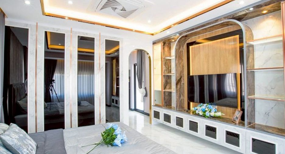 Villa zum Kauf mit 4 Zimmer in Bang Lamung, Chonburi