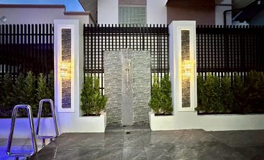 For sale 4 bedrooms villa in Bang Lamung, Chonburi