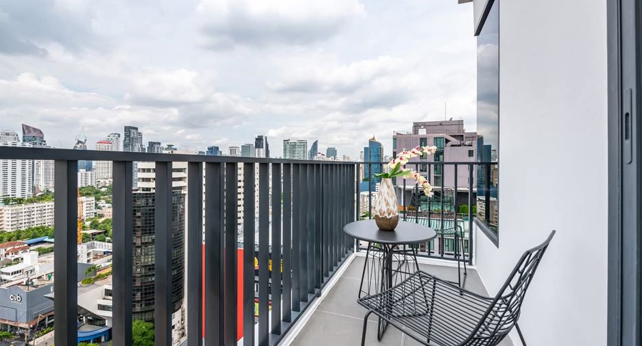 For rent and for sale 2 bedrooms condo in Watthana, Bangkok