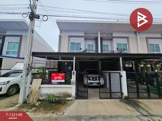 For sale 3 bedrooms townhouse in Phan Thong, Chonburi