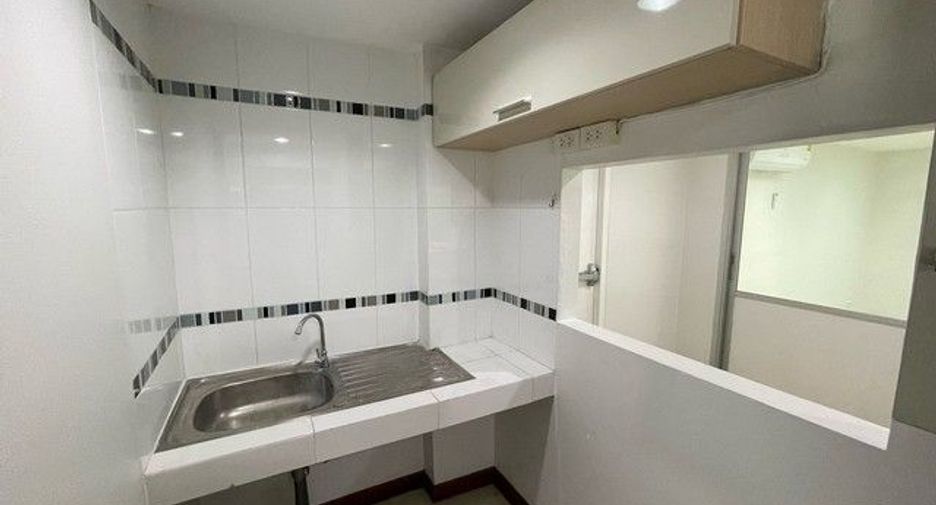 For rent 1 bed office in Sathon, Bangkok