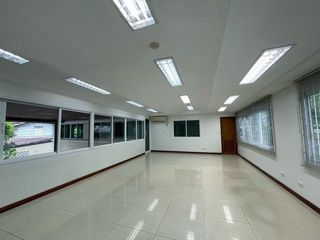 出租 1 卧室 办公室 在 沙吞, 曼谷