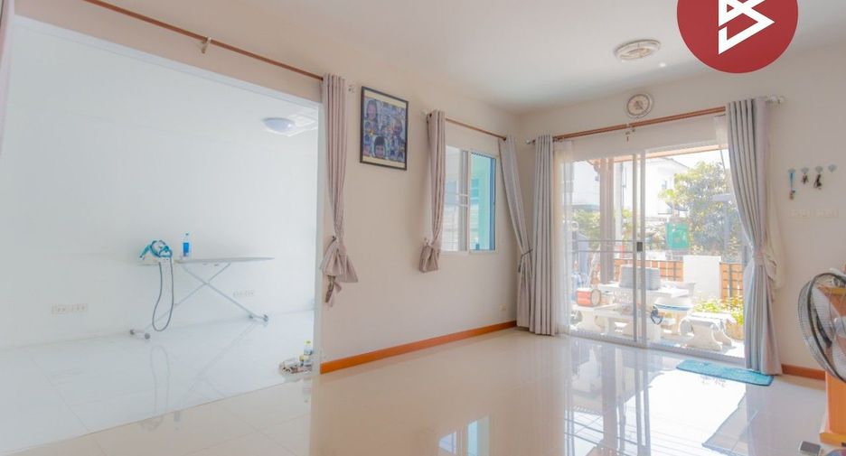 For sale 3 bedrooms house in Mueang Samut Prakan, Samut Prakan