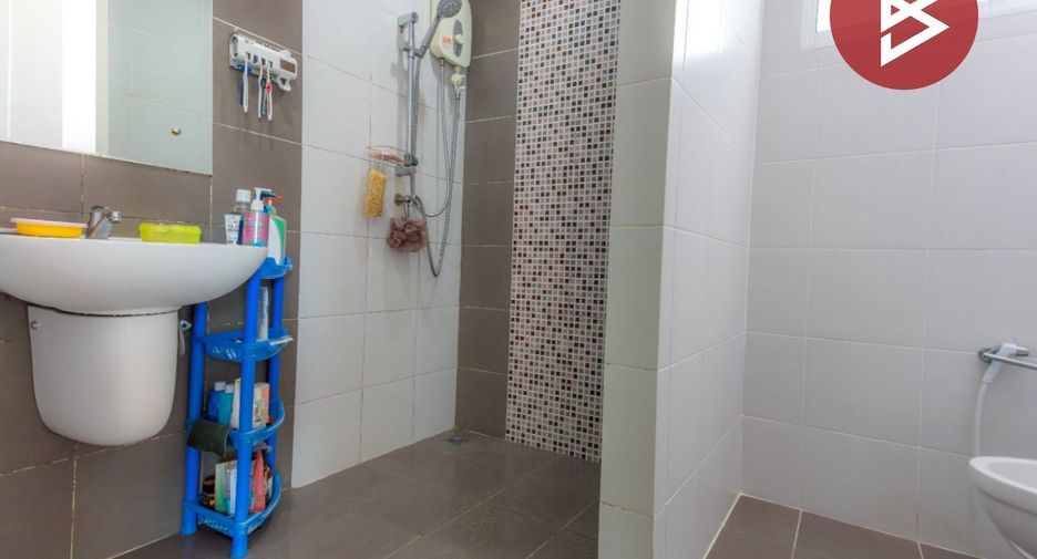 For sale 3 bedrooms house in Mueang Samut Prakan, Samut Prakan