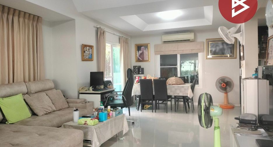 Haus zum Kauf mit 4 Zimmer in Sai Mai, Bangkok