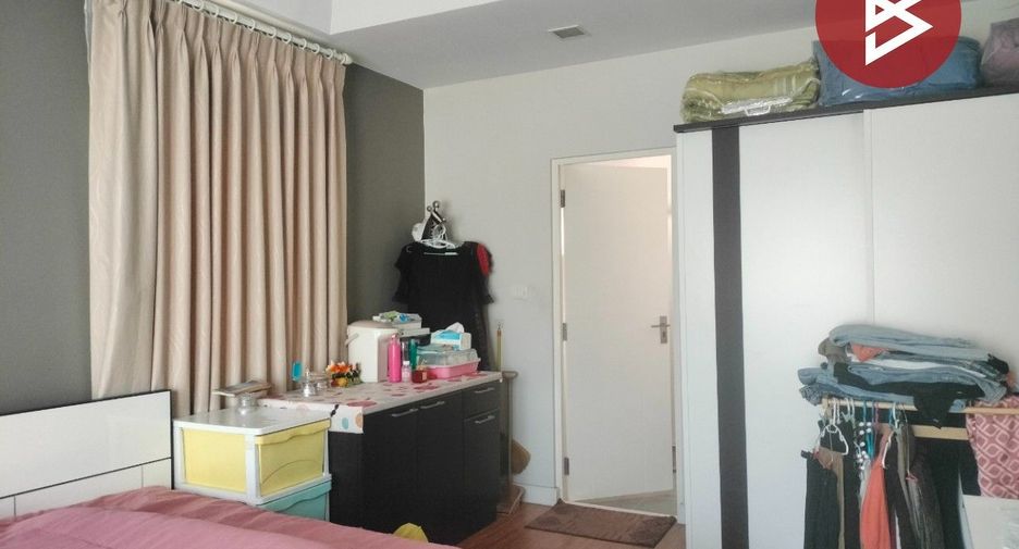Haus zum Kauf mit 4 Zimmer in Sai Mai, Bangkok