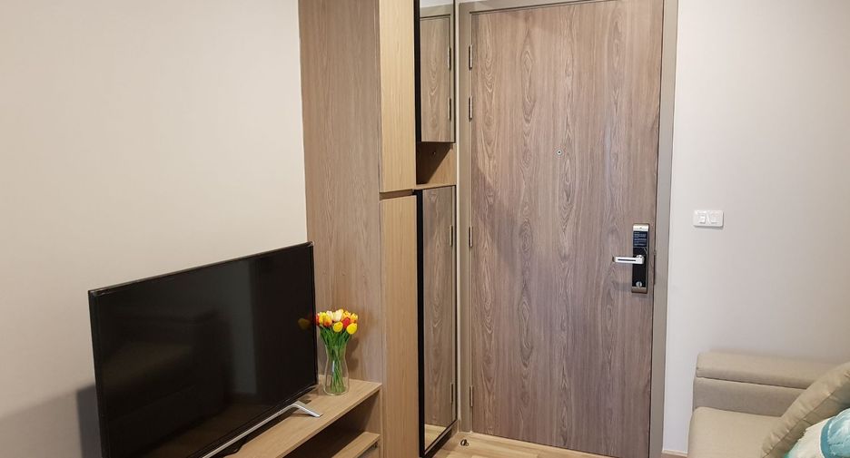 For sale 1 bed condo in Mueang Samut Prakan, Samut Prakan