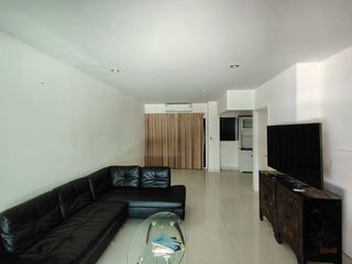 Reihenhaus zur Miete mit 3 Zimmer in Suan Luang, Bangkok