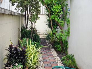 Casa en alquiler de 3 habitaciones en Bang Khen, Bangkok