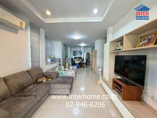 Casa en venta de 4 habitaciones en Chom Thong, Bangkok