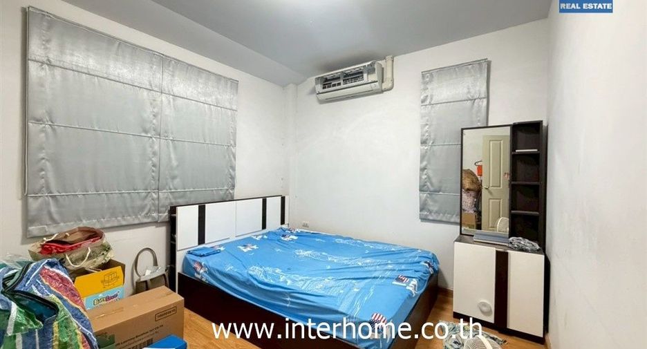 出售 4 卧室 独立屋 在 Chom Thong, 曼谷