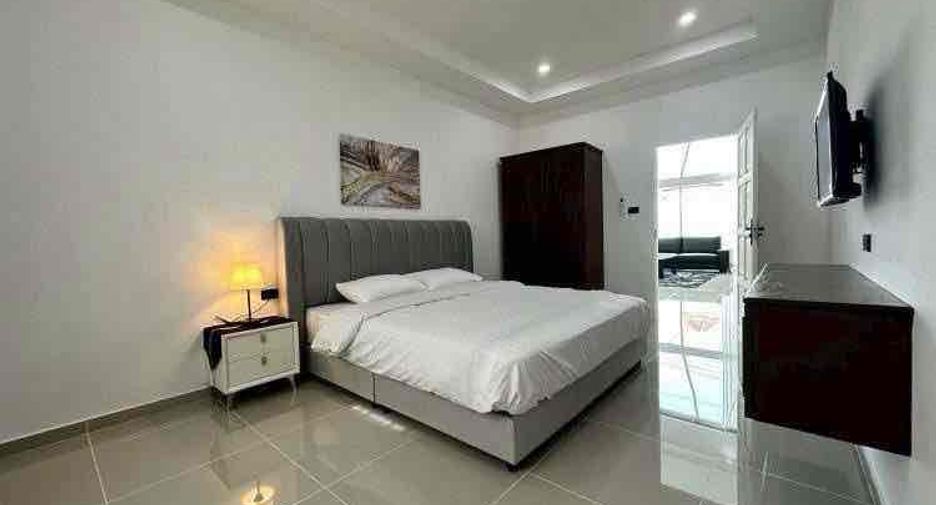 À louer 4 chambres villa à Bang Lamung, Chonburi