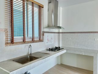 Продажа 2 спальни дом в Самуи, Сураттани