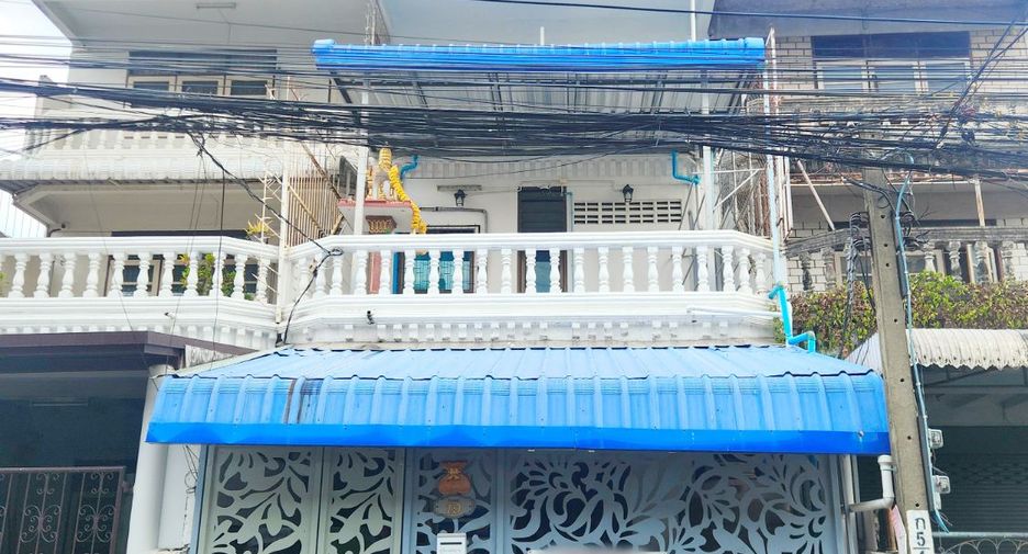 For sale 27 bedrooms retail Space in Suan Luang, Bangkok