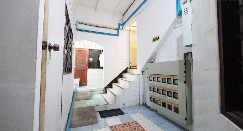 For sale 27 bedrooms retail Space in Suan Luang, Bangkok