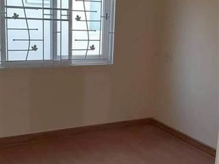 For sale 4 ベッドルーム townhouse in Saphan Sung, Bangkok