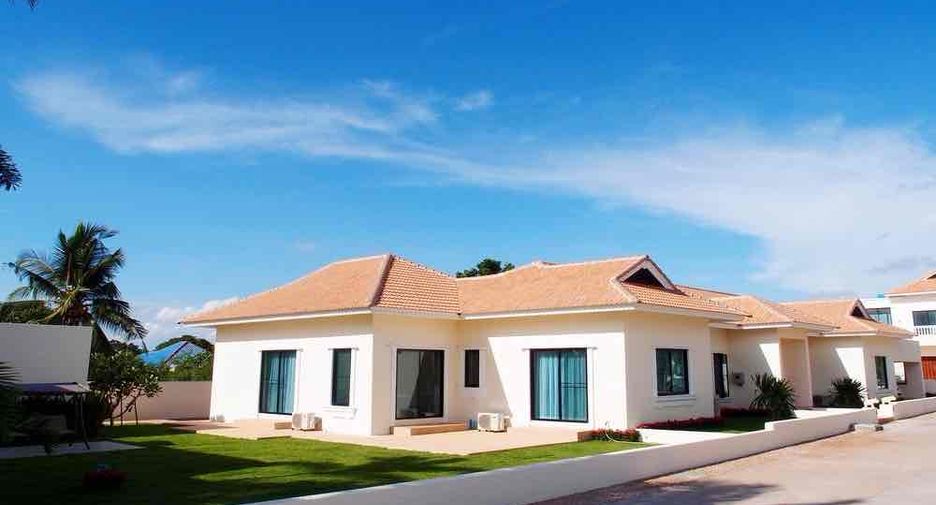 Villa zur Miete mit 4 Zimmer in Bang Lamung, Chonburi