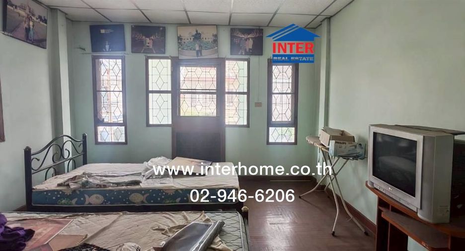 For sale 2 bedrooms townhouse in Min Buri, Bangkok