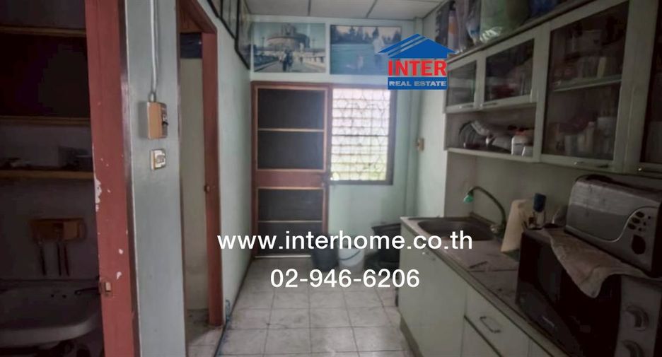 For sale 2 bedrooms townhouse in Min Buri, Bangkok