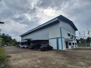 出售 仓库 在 Ban Bueng, Chon Buri