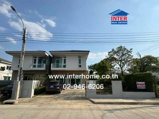 Casa en venta de 3 habitaciones en Phra Samut Chedi, Samut Prakan