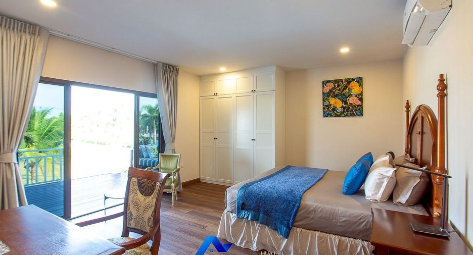 For sale 4 bedrooms villa in Hua Hin, Prachuap Khiri Khan