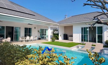 For sale 4 ベッドルーム villa in Hua Hin, Prachuap Khiri Khan