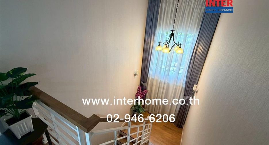 For sale 4 bedrooms house in Phasi Charoen, Bangkok