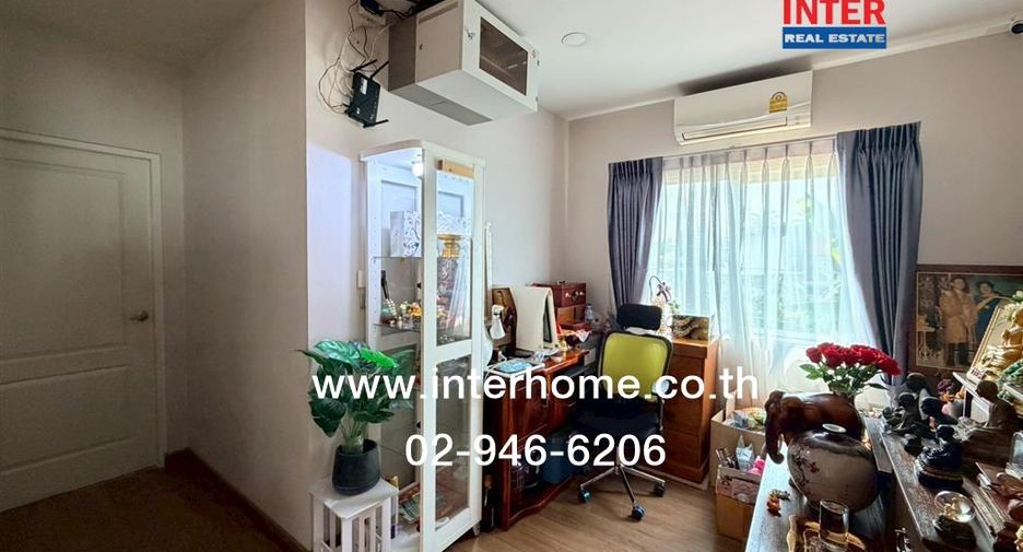 For sale 4 bedrooms house in Phasi Charoen, Bangkok