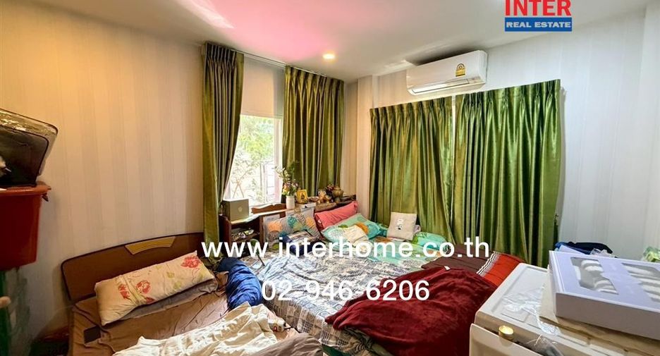 For sale 4 bedrooms house in Phasi Charoen, Bangkok