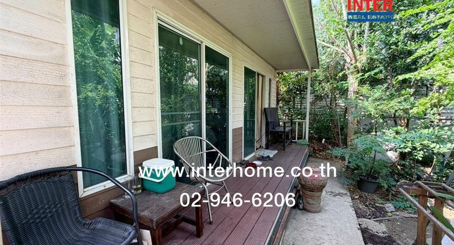 For sale 4 bedrooms house in Phasi Charoen, Bangkok
