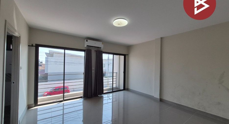 For sale 3 bedrooms townhouse in Thanyaburi, Pathum Thani